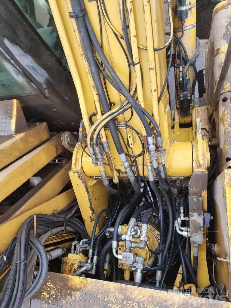 CAT M 325 D L MH Manipuladores de resíduos / indústria