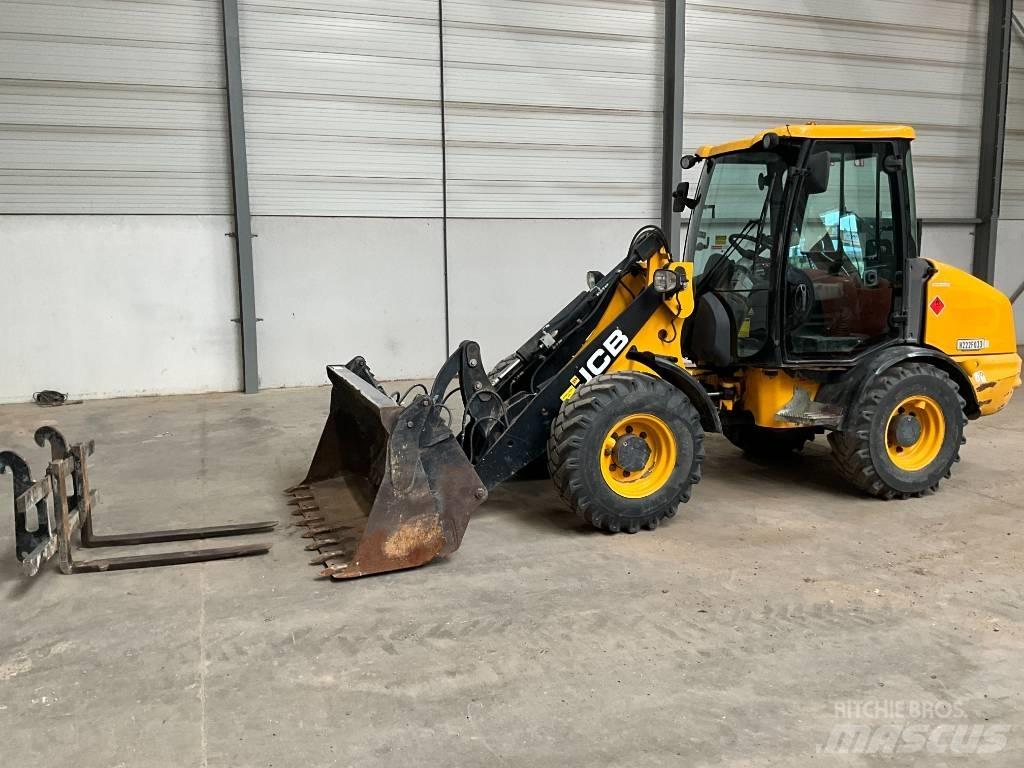 JCB 406 B Pás carregadoras de rodas
