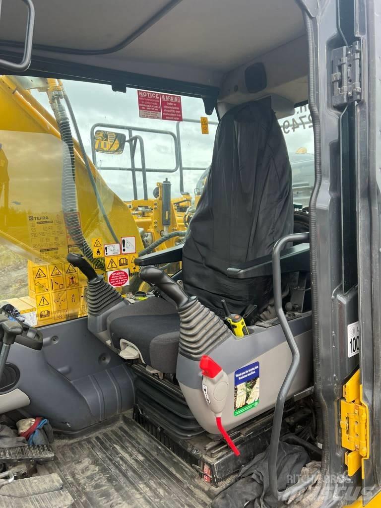 Komatsu PC210LC-11 Escavadoras de rastos