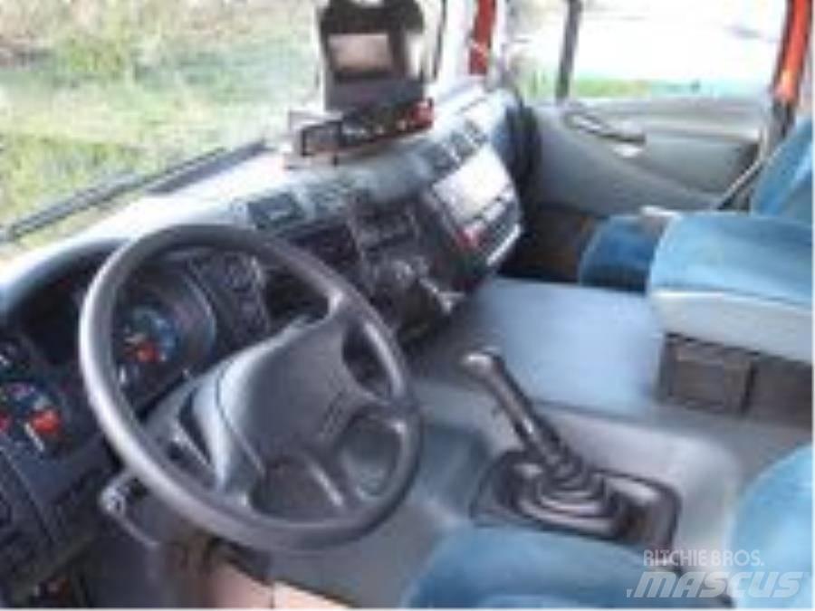 DAF CF75 FAN Camiões de lixo