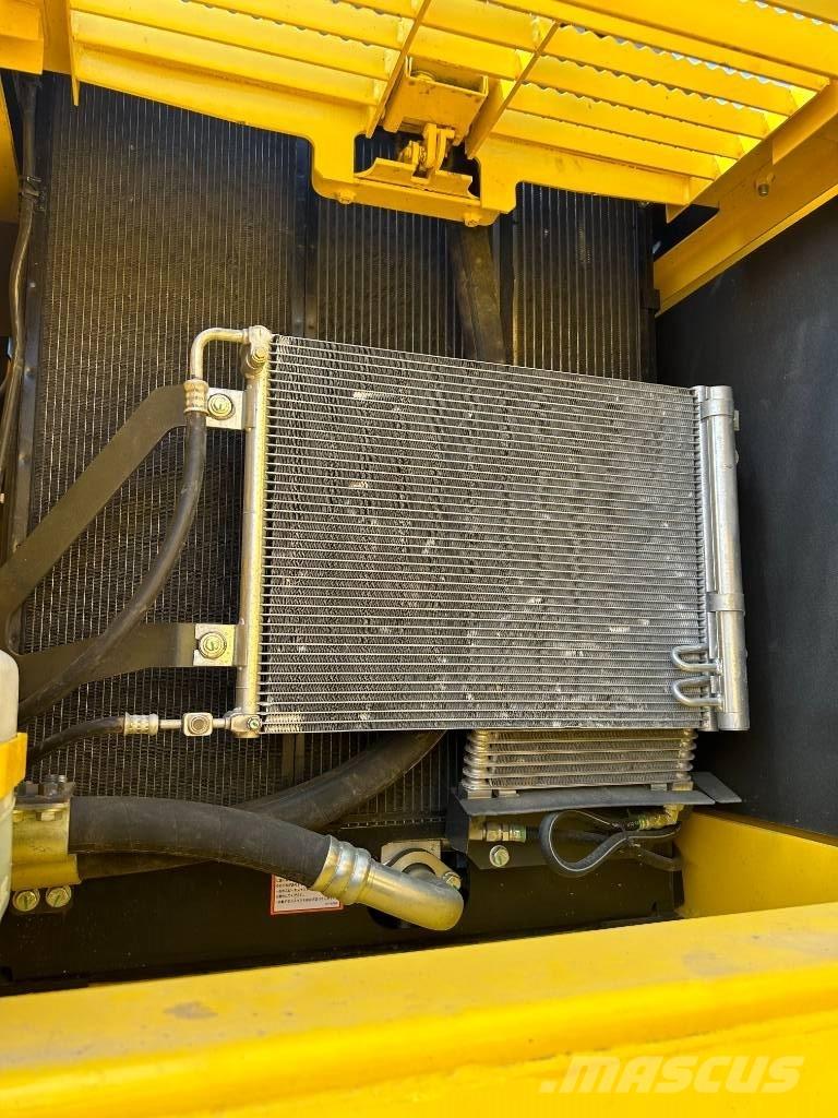 Komatsu PC 240 LC Escavadoras de rastos