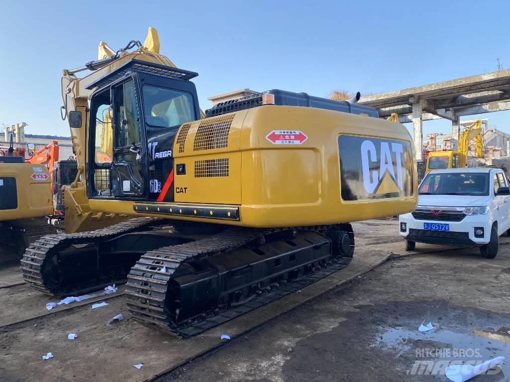 CAT 326 D2L Escavadoras de rastos
