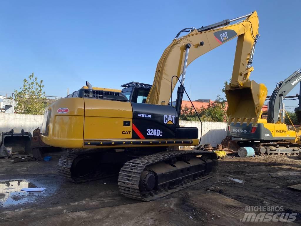 CAT 326 D2L Escavadoras de rastos