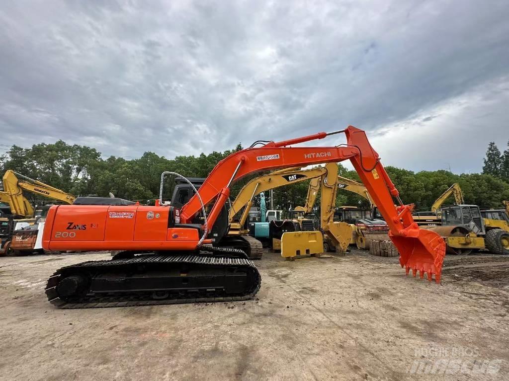 Hitachi ZX 200 Mini Escavadoras <7t
