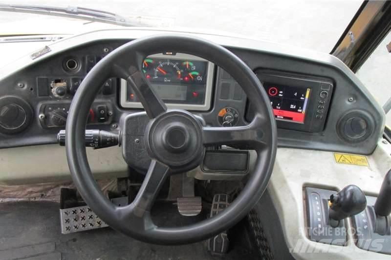 CAT 730C2 Camiões articulados