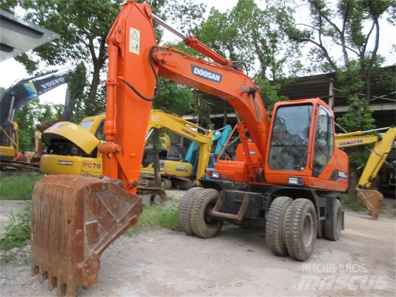 Doosan DH150W-7 Escavadoras de rodas