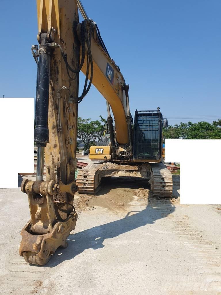CAT 330F Escavadoras de rastos