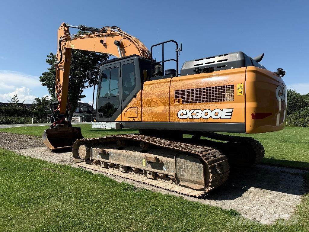 CASE CX 300 E Escavadoras de rastos
