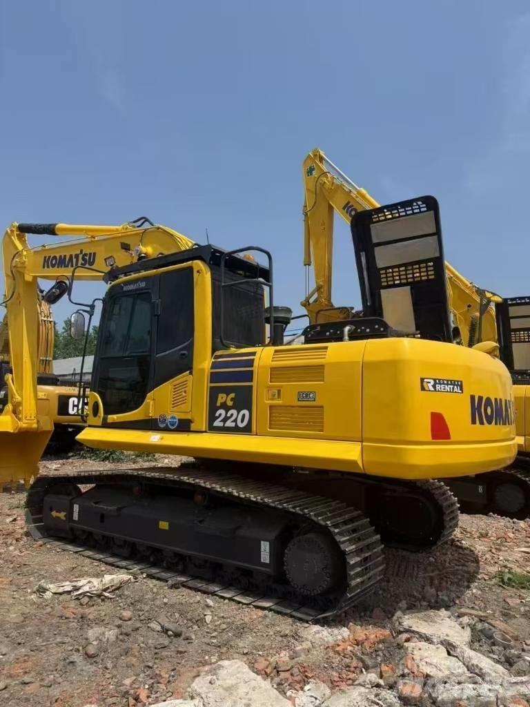 Komatsu 220LC-8 Escavadoras de rastos