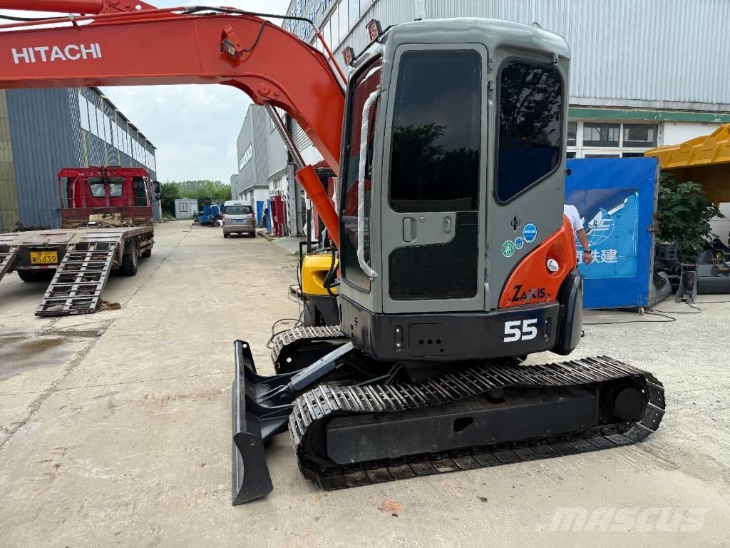 Hitachi ZX 55 Mini Escavadoras <7t