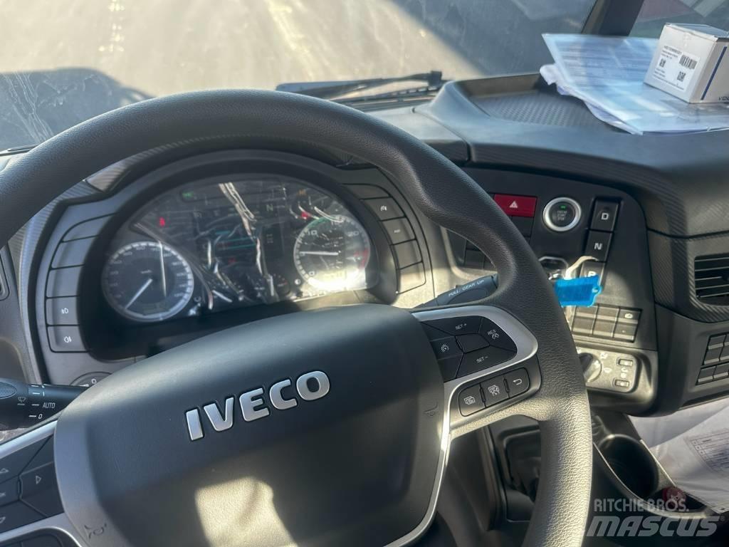 Iveco T-WAY 450 Camiões grua