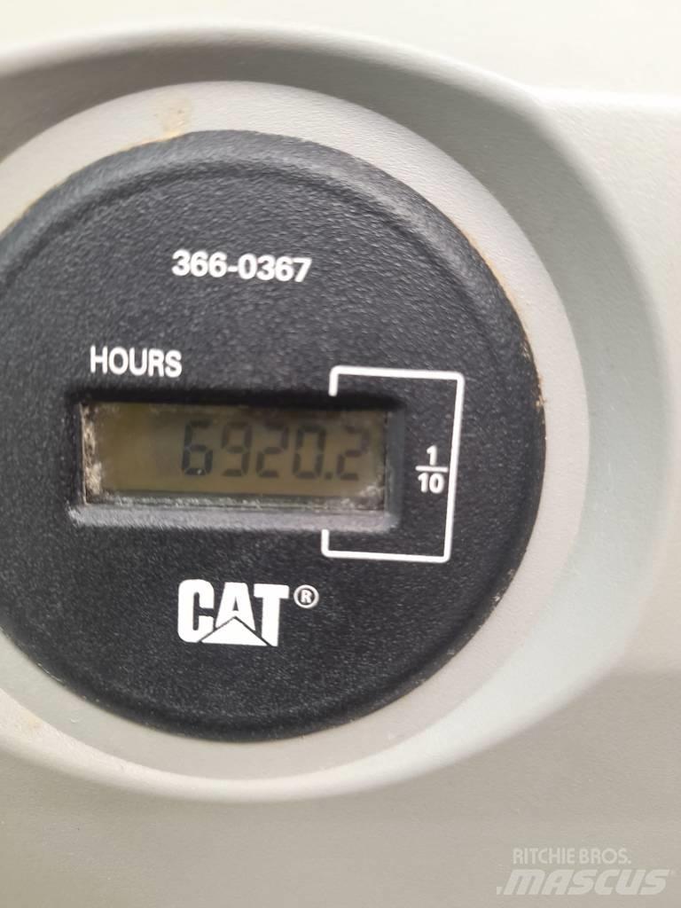 CAT 326 F L N Escavadoras de rastos
