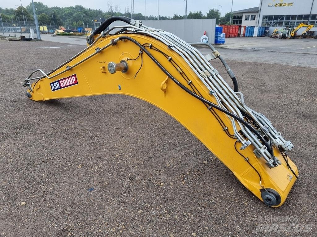 Liebherr R 906 ARM Lanças e braços dippers