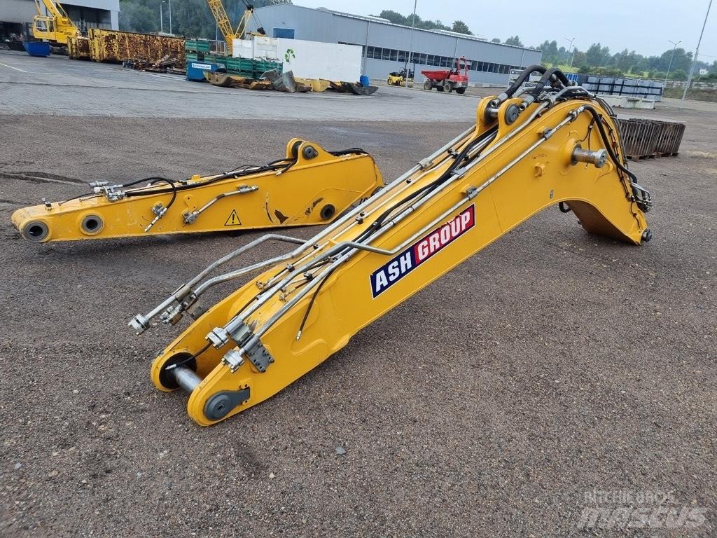 Liebherr R 906 ARM Lanças e braços dippers