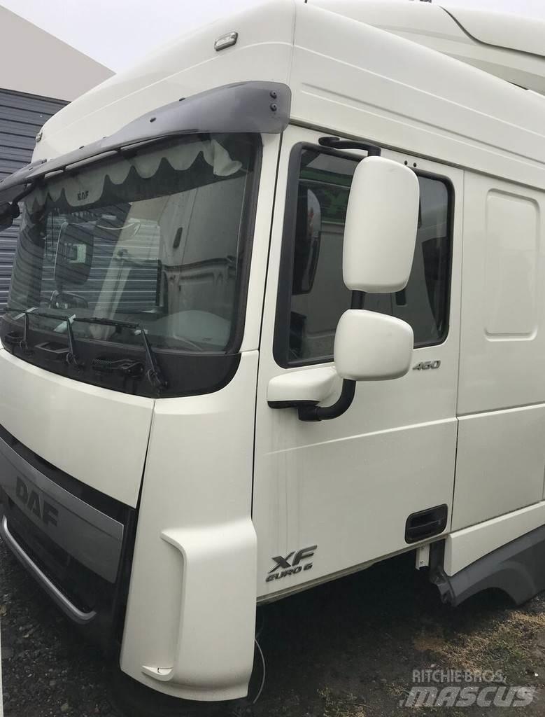 DAF XF 106 Euro 6 Cabines e interior