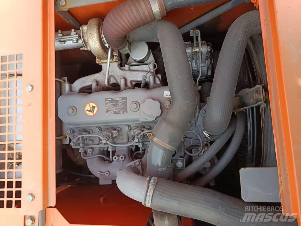 Hitachi ZX135 Escavadoras de rastos