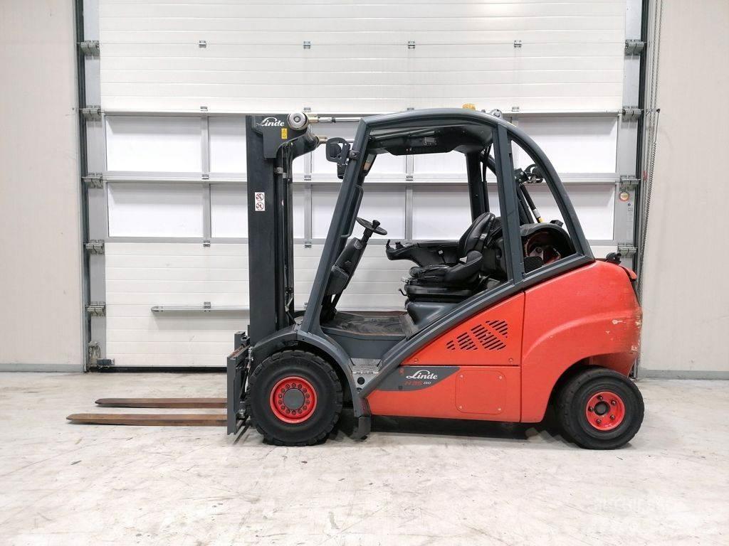Linde H35T-02 Empilhadores a gás
