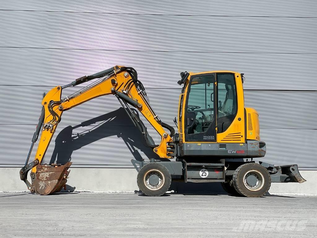 Wacker Neuson EW 65 Escavadoras de rodas
