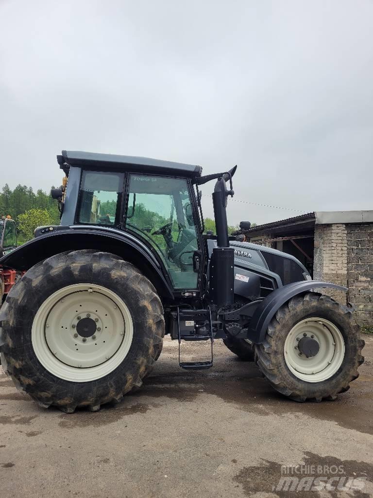 Valtra N 104 Tratores Agrícolas usados