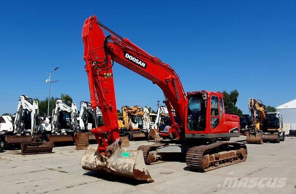 Doosan DX 235 LC Escavadoras de rastos