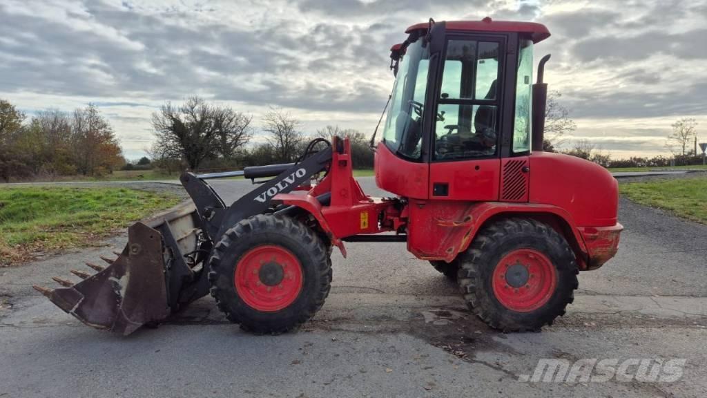 Volvo L 30 B Pás carregadoras de rodas