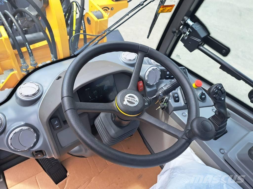 Volvo JL25H Carregadoras de direcção deslizante