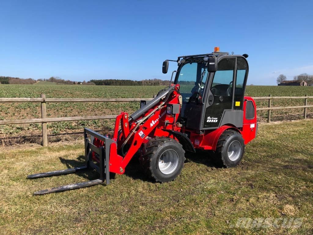  Max Loader 810 Mini carregadoras