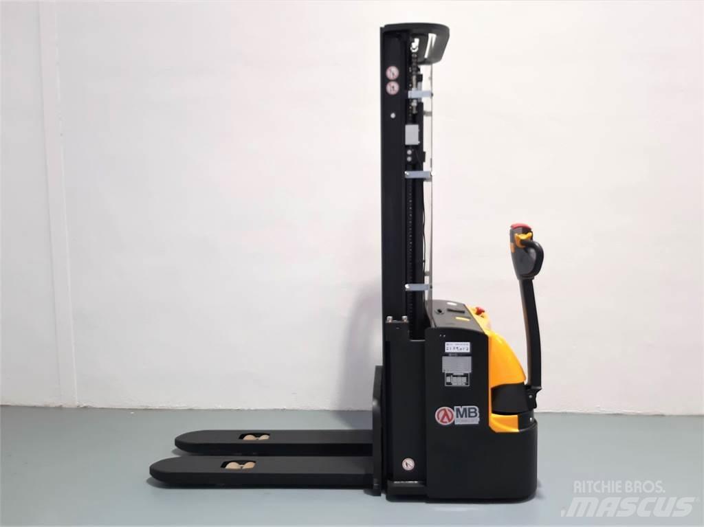  ES16 16WA 3F500 Empilhador para operador externo