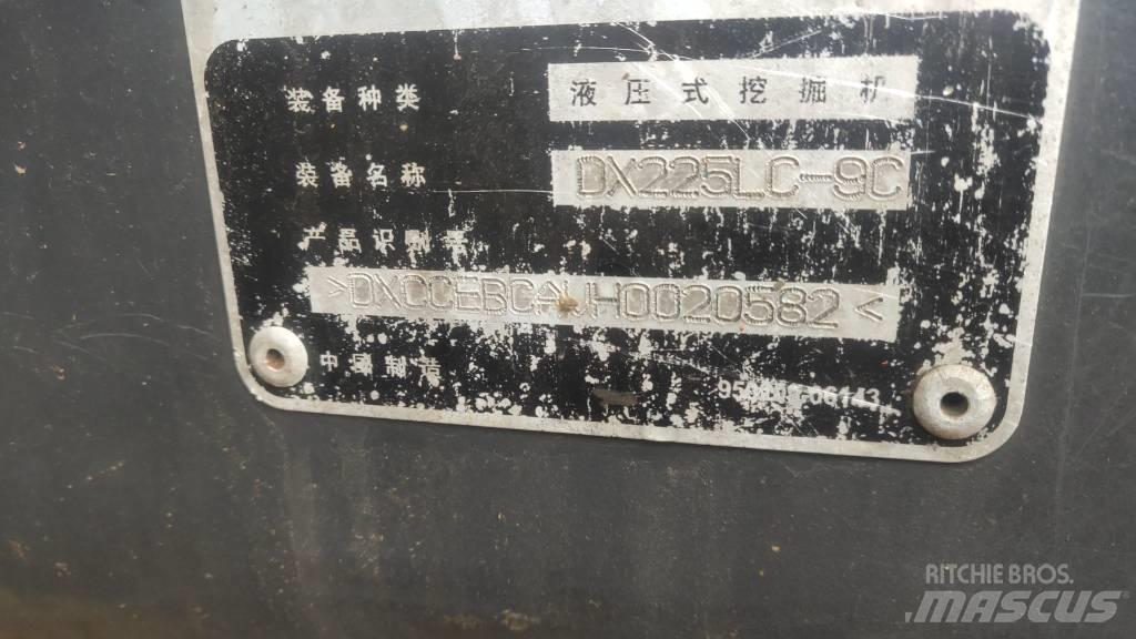 Doosan DX225LC-9C Escavadoras de rastos