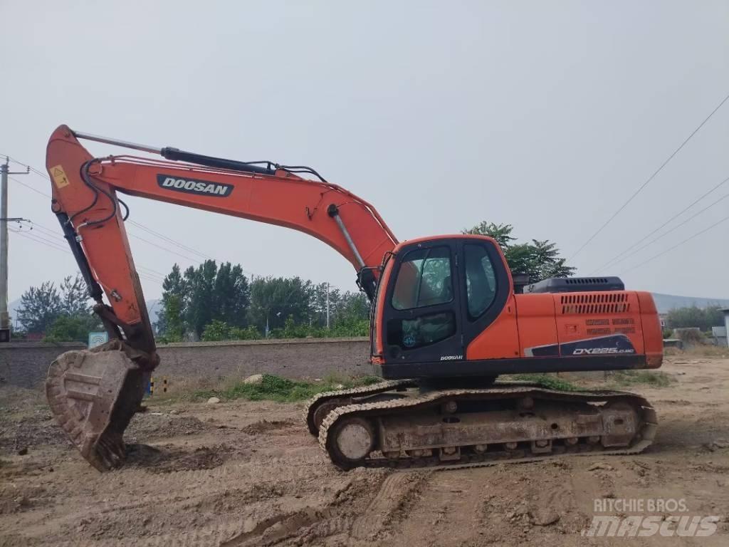 Doosan DX225LC-9C Escavadoras de rastos