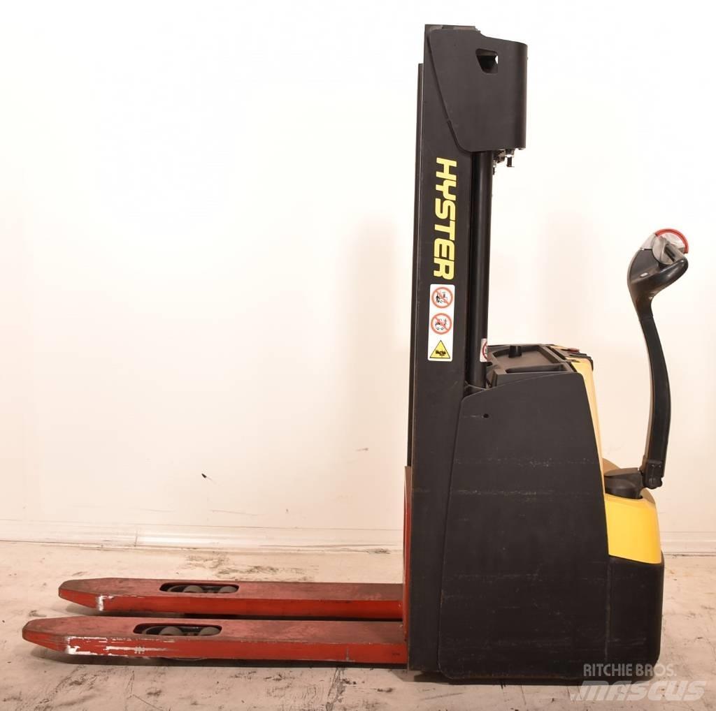 Hyster S1.4 Empilhador para operador externo