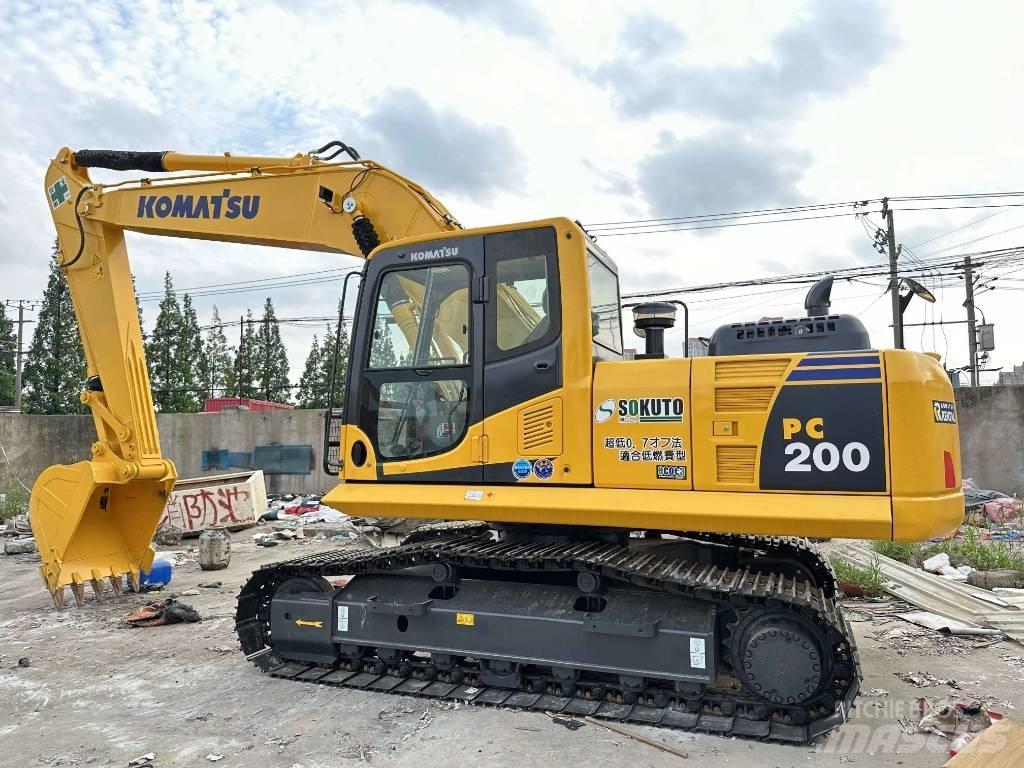 Komatsu PC200-8 Escavadoras de rastos