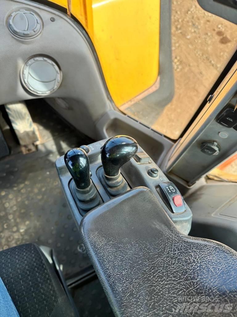 Volvo L 220 H Pás carregadoras de rodas