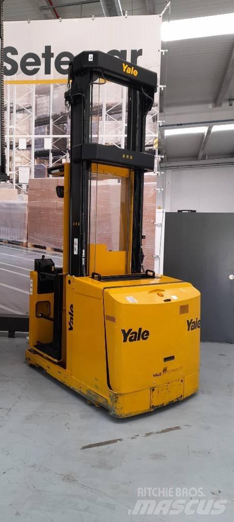Yale M 010 S Preparadoras de encomendas de alta elevação