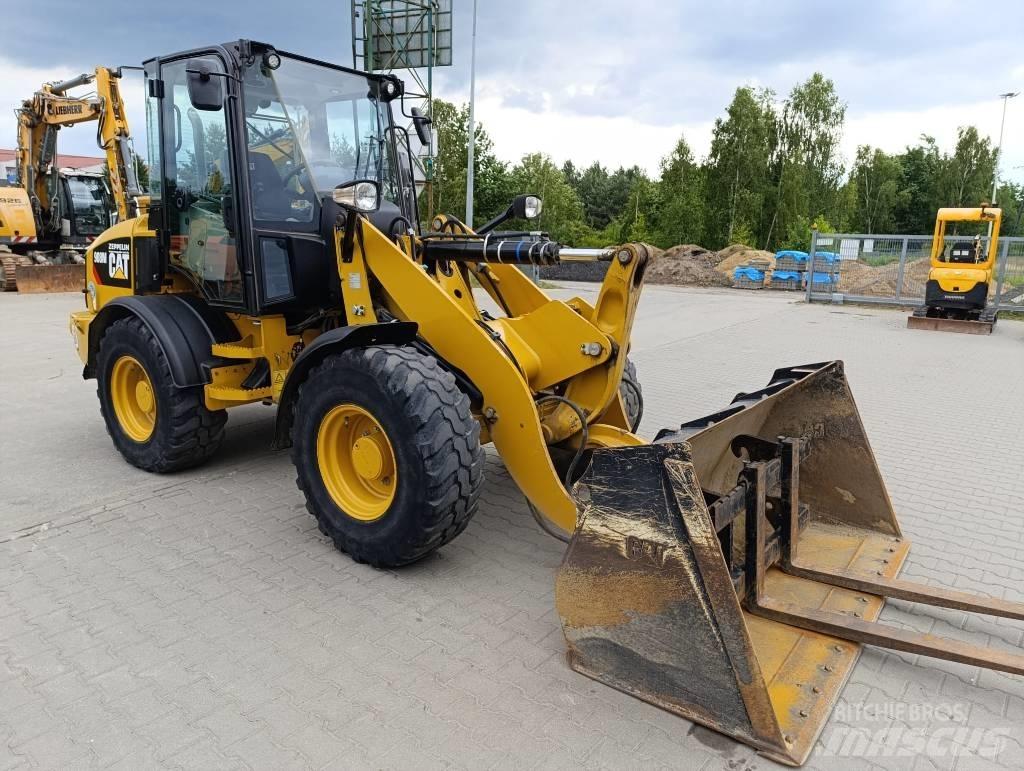 CAT 908M Pás carregadoras de rodas