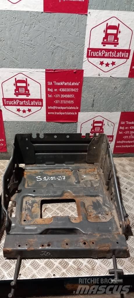 Scania R 440    2140666 Chassis e suspensões