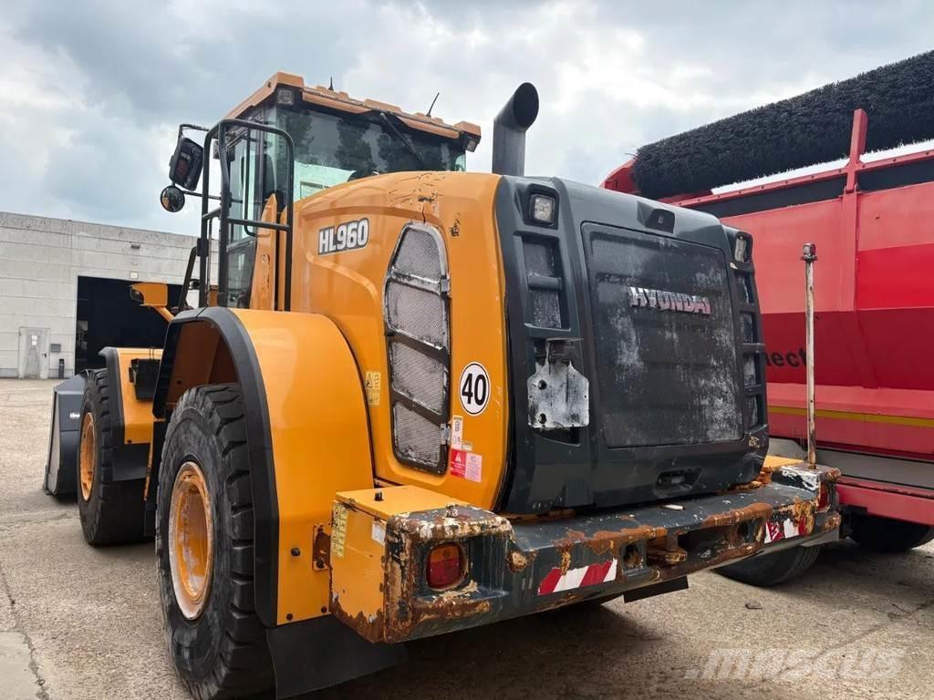 Hyundai HL960 Pás carregadoras de rodas