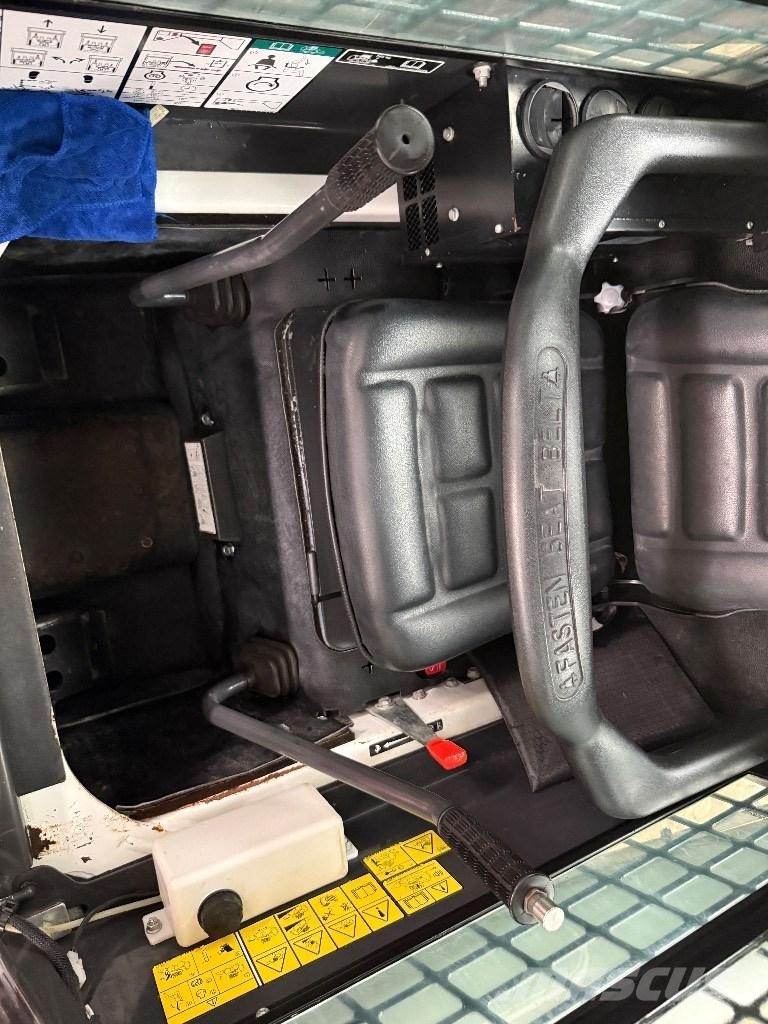 Bobcat S 16 Carregadoras de direcção deslizante