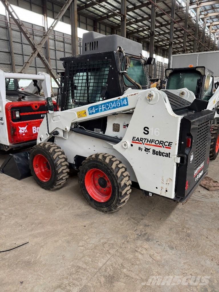 Bobcat S 16 Carregadoras de direcção deslizante