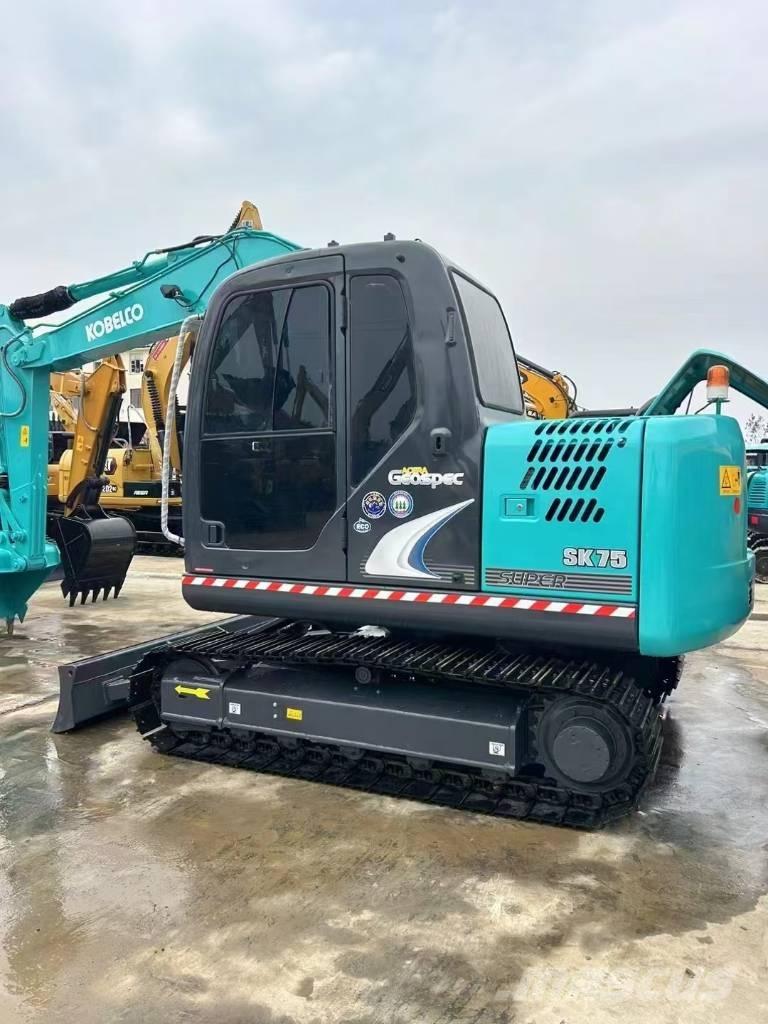 Kobelco SK 75 Escavadoras de rastos