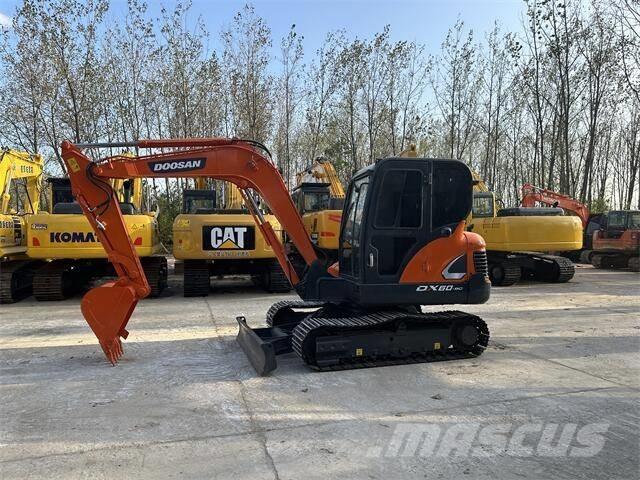 Doosan DX 60 Mini Escavadoras <7t