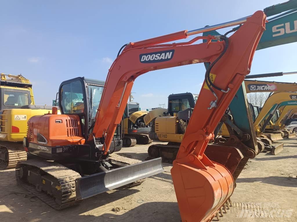 Doosan DX60-9C Escavadoras de rastos