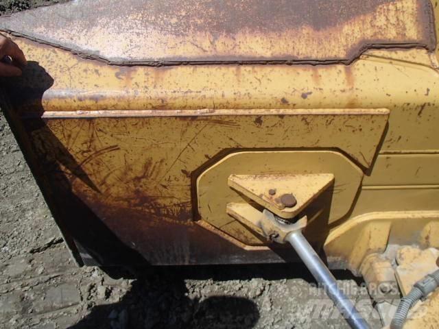 CAT D 5 G XL Dozers - Tratores rastos