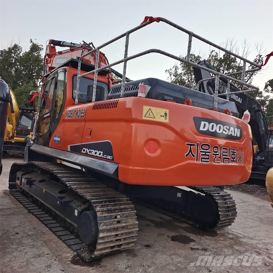 Doosan DX 300 LC-9C Escavadoras de rastos