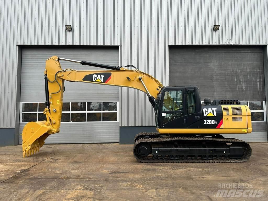 CAT 320D2 Escavadoras de rastos