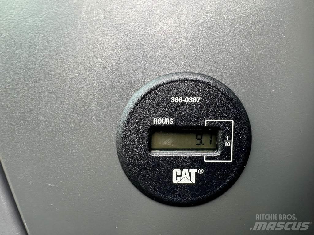 CAT 320D2 Escavadoras de rastos