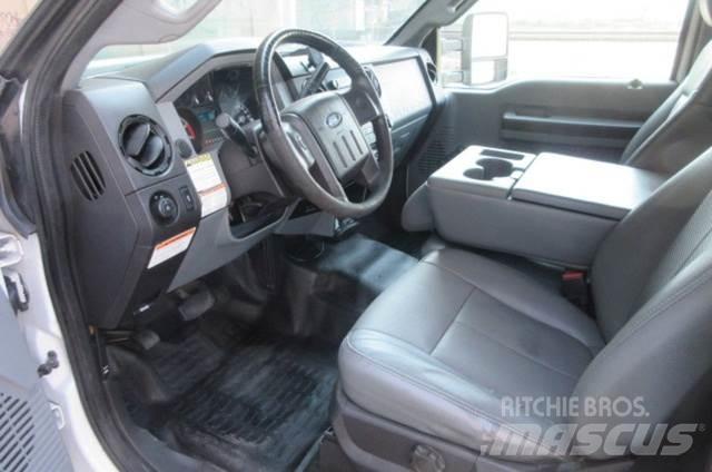 Ford F450 Plataformas aéreas montadas em camião
