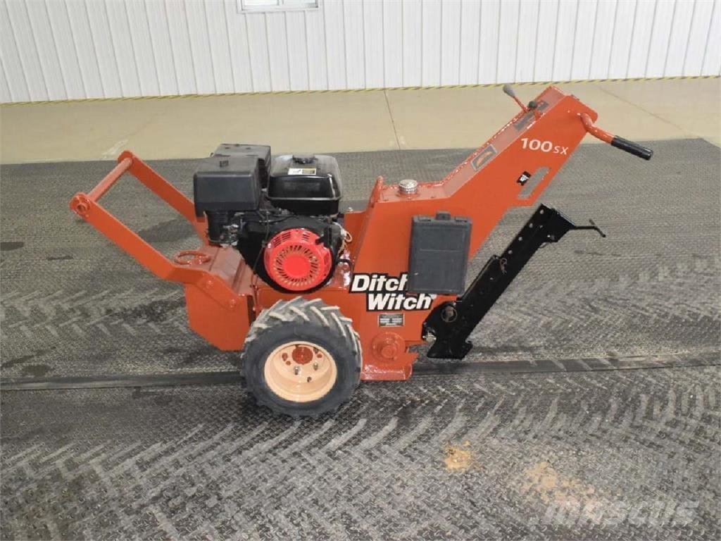 Ditch Witch 100SX Transportes - Outros
