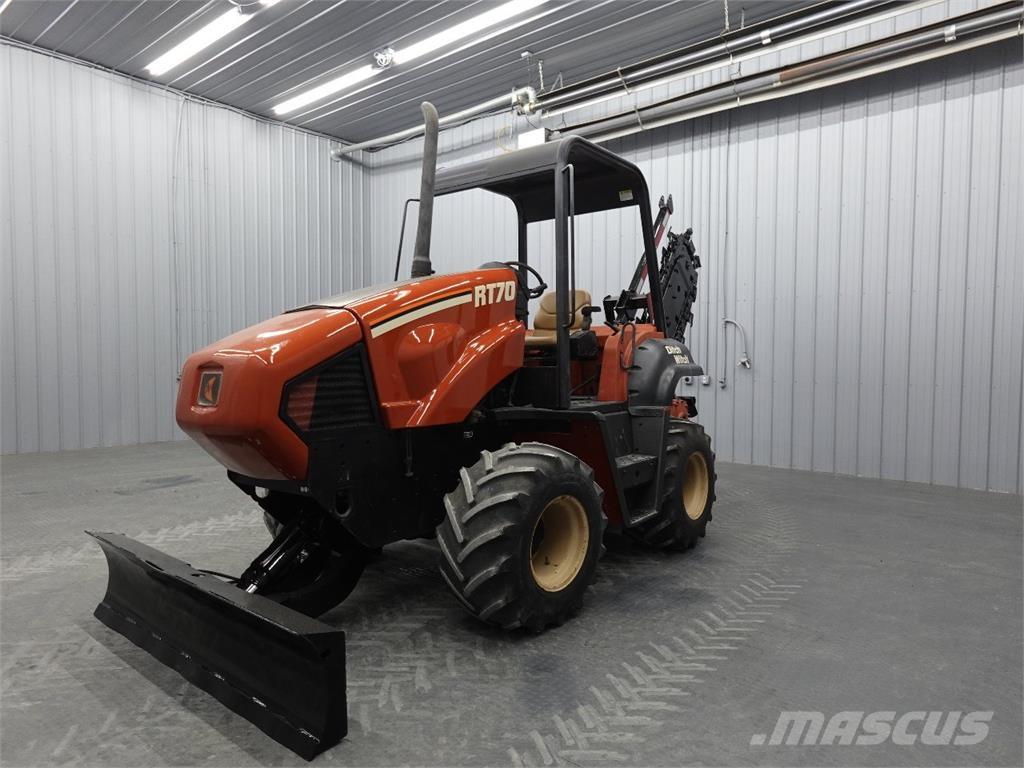 Ditch Witch RT70M Abre-valas