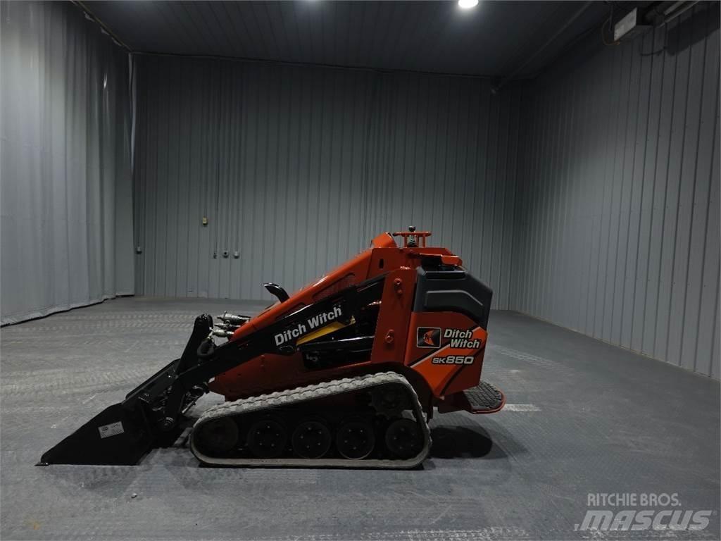 Ditch Witch SK850 Carregadoras de direcção deslizante